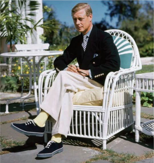 WASPZoomer's tweet photo. Edward VIII created WASP menswear. https://t.co/i1MjClPwon