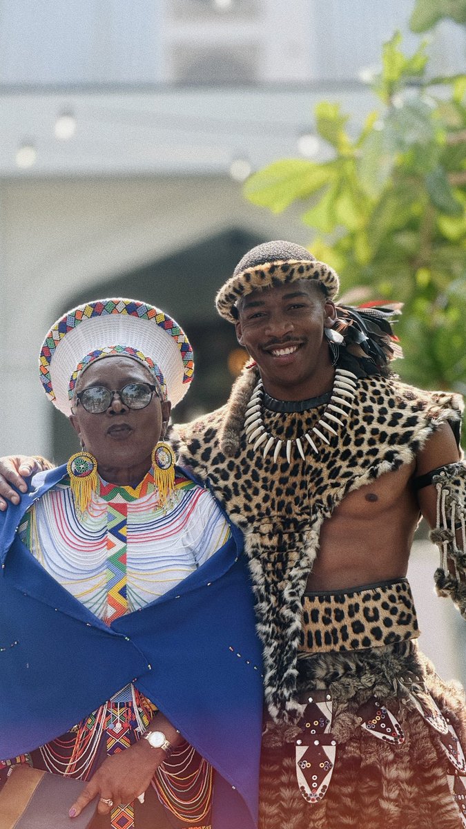 unathi_Mavovo's tweet photo. Blood legacy S2 on @netflix https://t.co/2Q9y1E3qHI