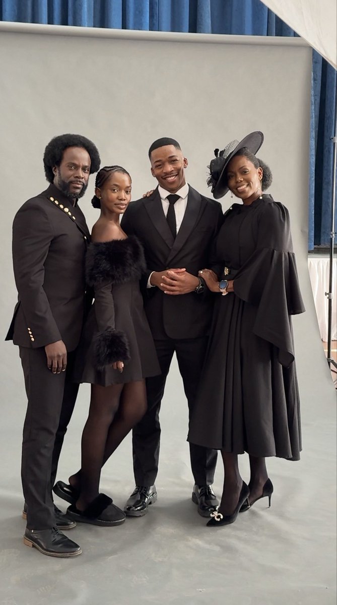 unathi_Mavovo's tweet photo. Blood legacy S2 on @netflix https://t.co/2Q9y1E3qHI