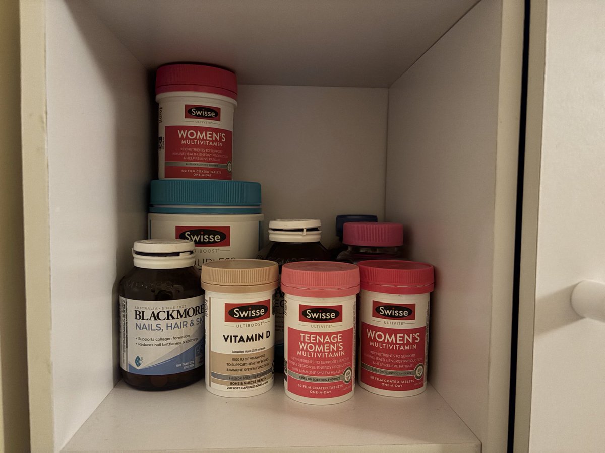 mareeainne's tweet photo. my parents must think i'm so frail.
my care package came and it's just a bunch of vitamins😭 https://t.co/TN5Z6wuk7t
