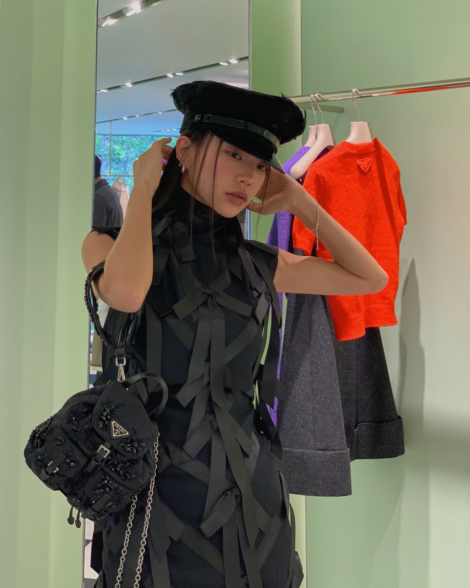 SanchezCs75's tweet photo. 朝起きる瞬間の『あと5分だけ…』の魔力は異常だと思う。ふとそんなことを考えた。 🚀💧
MuNlN https://t.co/w4zEL01bxg