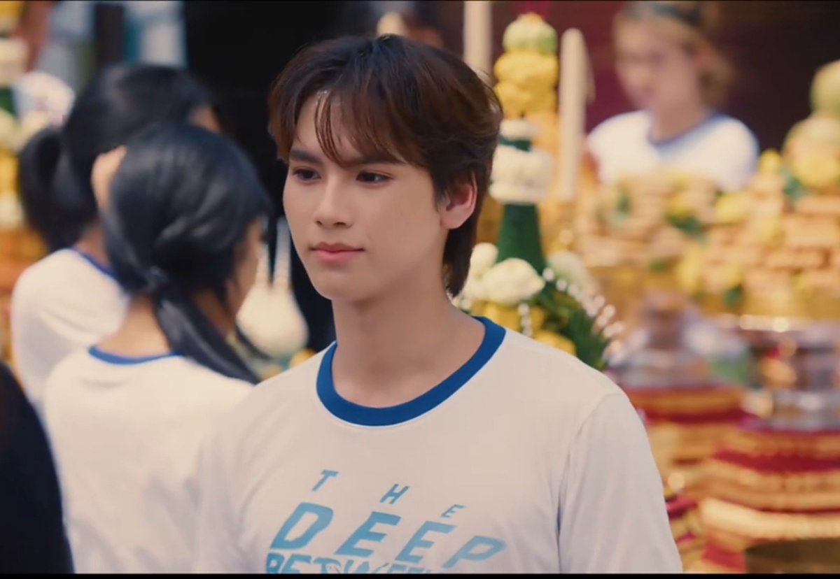 lanwei9728's tweet photo. Just being an extra, it's so hurtful, waiting for how his character goes 

#MrFanboyEP5 https://t.co/prLkRbOq8k