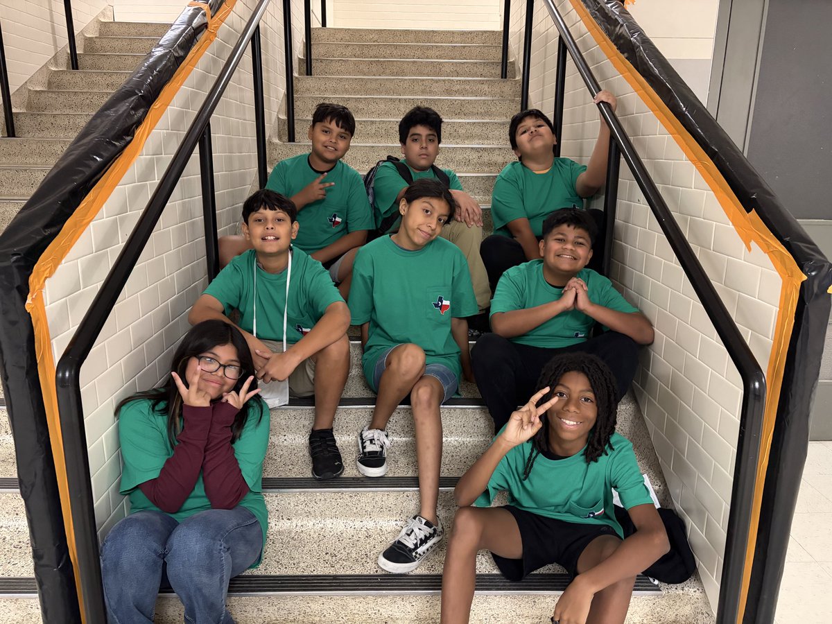 doitbilingual's tweet photo. @EdwardTitche showed out today at the middle school TMSCA competition.  They’re eager to know if they placed! 🏆 Thank you @disdactivities for putting it all together. 🤩 https://t.co/ik3ceXK1mE