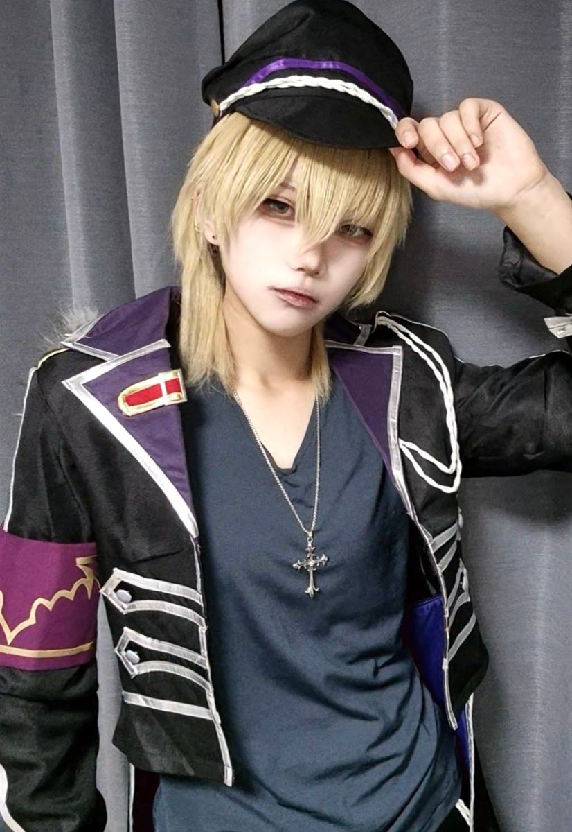 shuve_'s tweet photo. #あんさんぶるスターズコスプレ #羽風薫コスプレ #cosplayㅤㅤㅤㅤㅤㅤㅤ https://t.co/CJXNMh4jqq