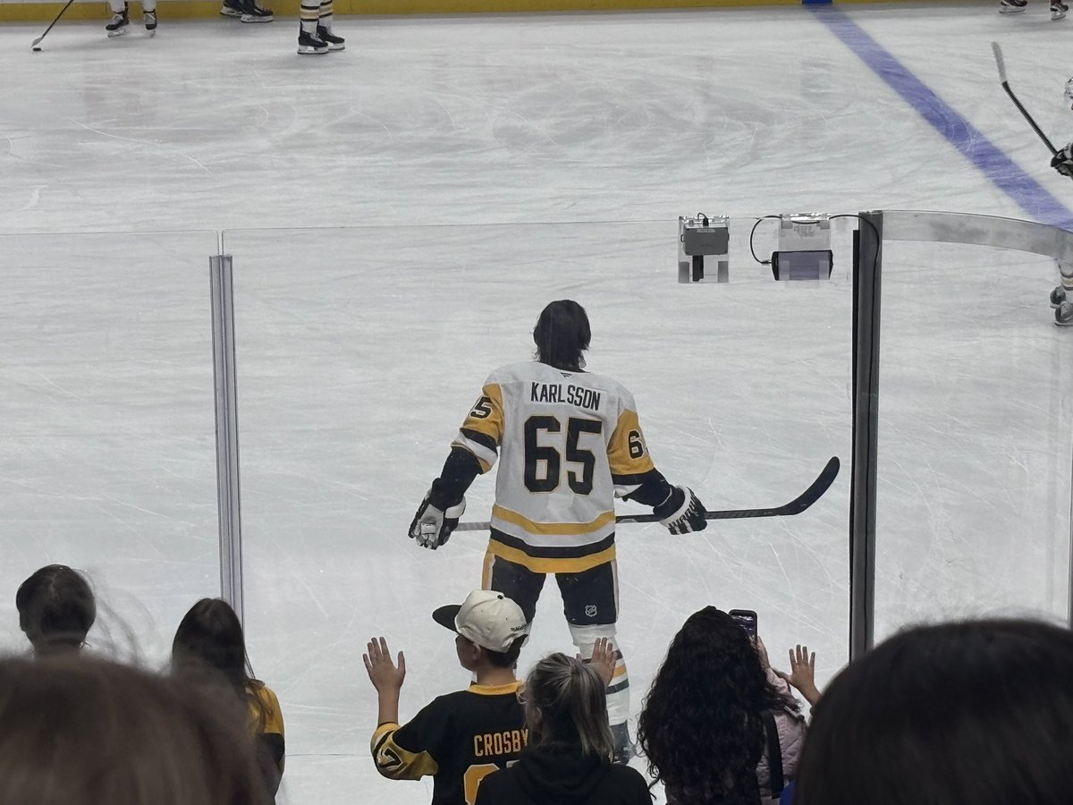 gingoal11's tweet photo. oh my god bruh https://t.co/xBivXYnTQs