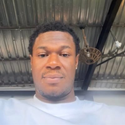 outstandinsolo's tweet photo. Someone said valking looks like me

True or false? https://t.co/LBgmB8yzV9