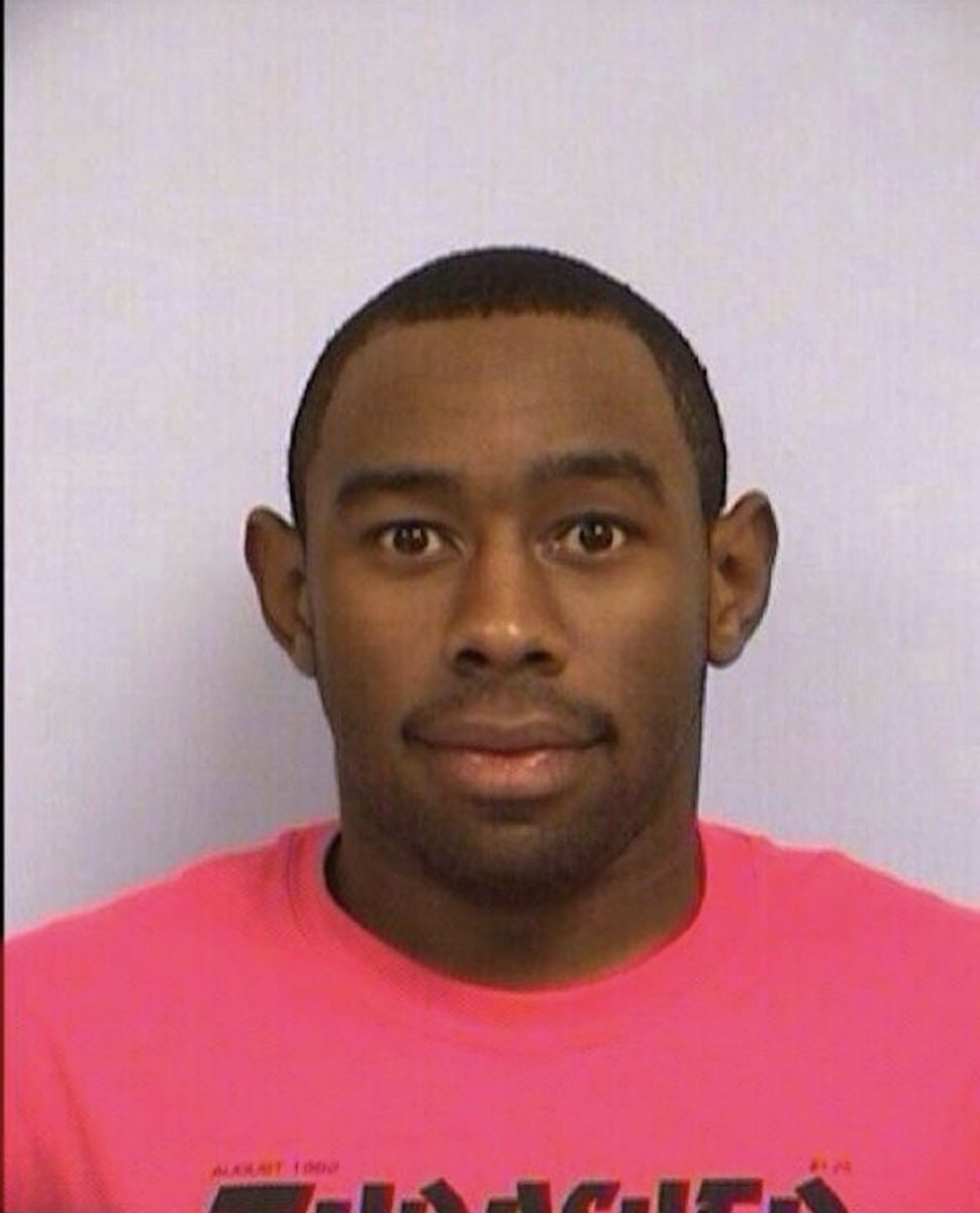 cartisburner__'s tweet photo. Which rapper got the best mugshot EVER? https://t.co/kDvjEsaLex
