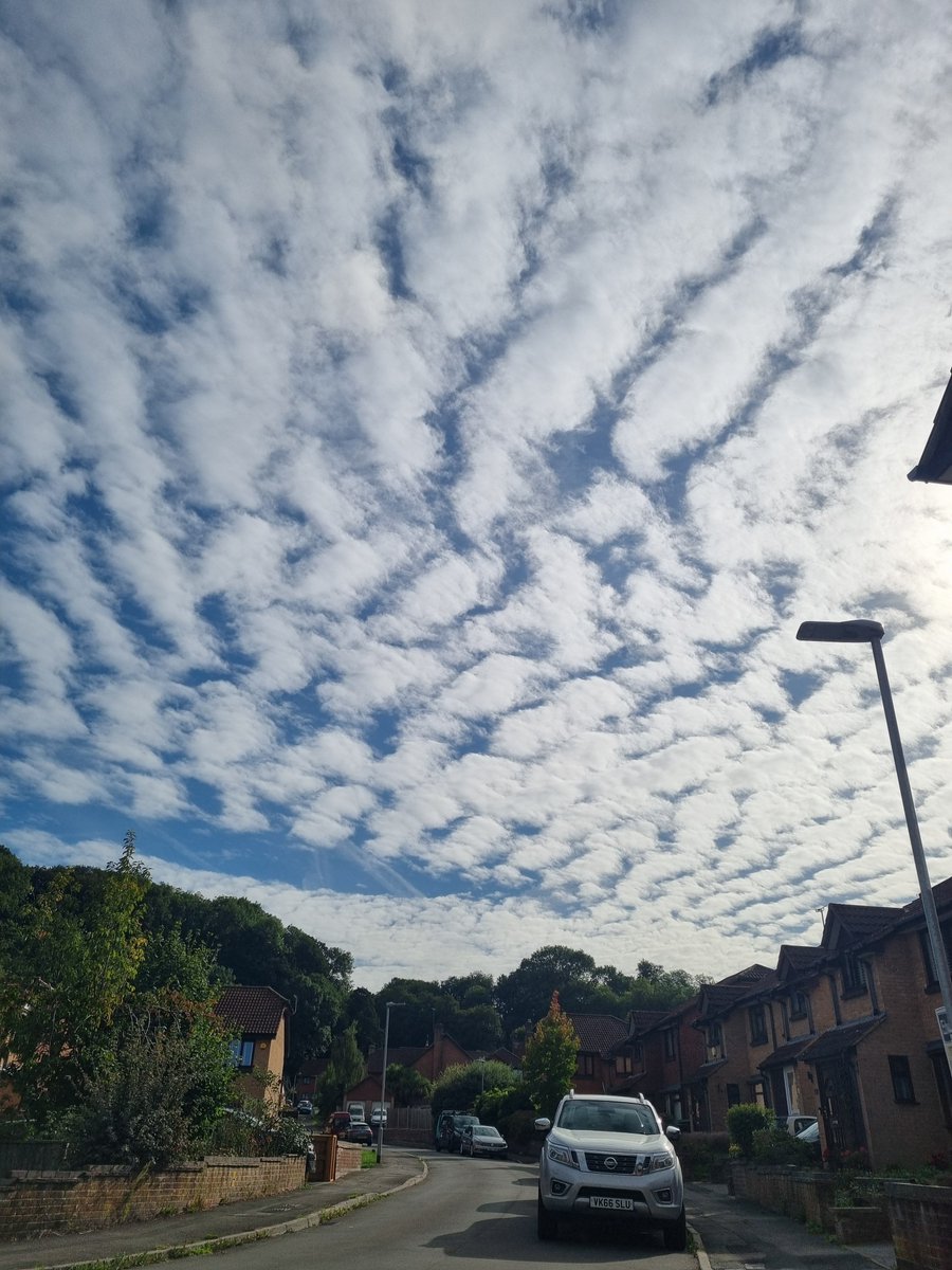 WalkerCoastal's tweet photo. Lid on the sky 👇 https://t.co/mqSTeB9iQU