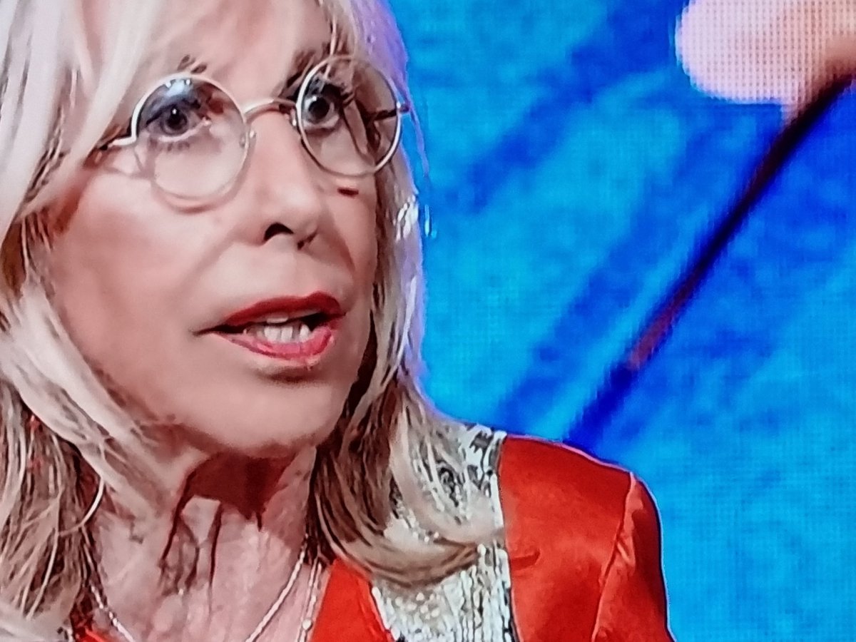 doluccia16's tweet photo. I sinistrati le dicono tutte pur di sminuire la diminuzione del prezzo dei carburanti. Dovevate farlo prima, l'Eni era tenuto a farlo, ecc. 
I topi rosicano meno di loro! 
Pagliaaaacccciiiii!!!🤣🤣🤣🤣🤣
#RealPolitik https://t.co/omcBqrwZ8f