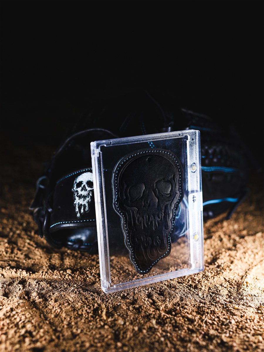 44ProCustom's tweet photo. ⚠️CAUTION: OPEN FLAMES. 9.29.26.

Baseball’s premier flamethrower has something coming.

Prepare to be melted. 💀

@Jmisiorowski9 https://t.co/YDbO1QA9jH