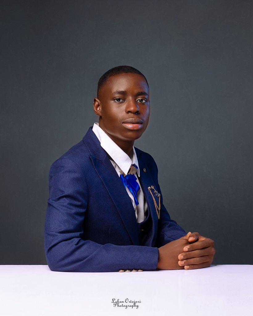 RamonTaiwoU's tweet photo. Re - introducing: T.U. Ramon, Bachelor of Laws (LL.B.), Second Class (Upper Division) .
Degrees aren't given; they're earned.
From the relentless study sessions to the final verdict, every late night and every effort brought me to this moment. LL.B. bagged and sealed. https://t.co/5SGzvF5CVM