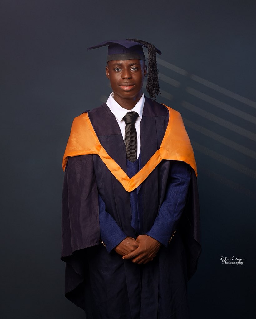 RamonTaiwoU's tweet photo. Re - introducing: T.U. Ramon, Bachelor of Laws (LL.B.), Second Class (Upper Division) .
Degrees aren't given; they're earned.
From the relentless study sessions to the final verdict, every late night and every effort brought me to this moment. LL.B. bagged and sealed. https://t.co/5SGzvF5CVM