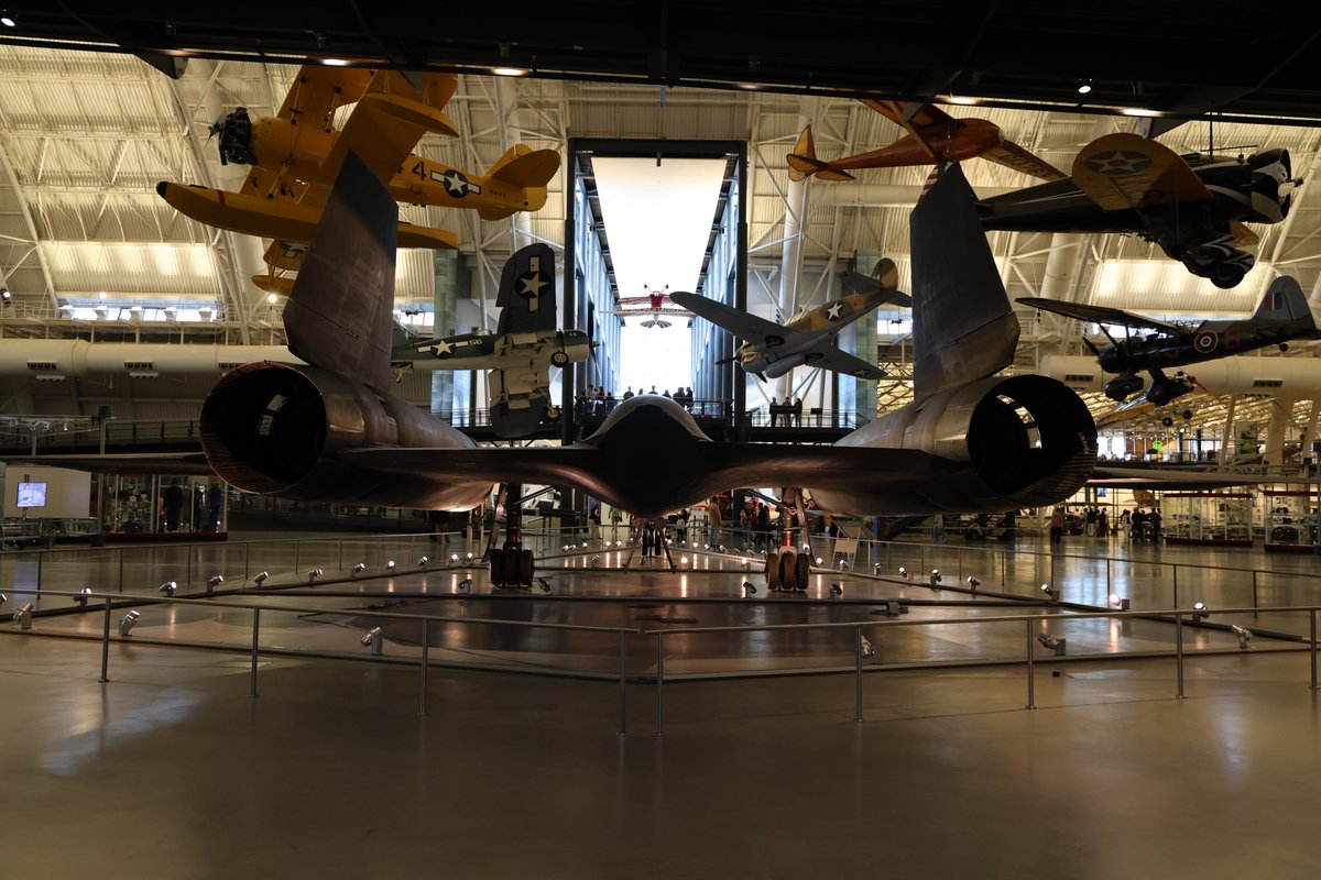 TomAce736's tweet photo. Just paid $15 to make sure my SR-71 was still here. 

(It's not my SR-71) https://t.co/Lb3J3xdVI8