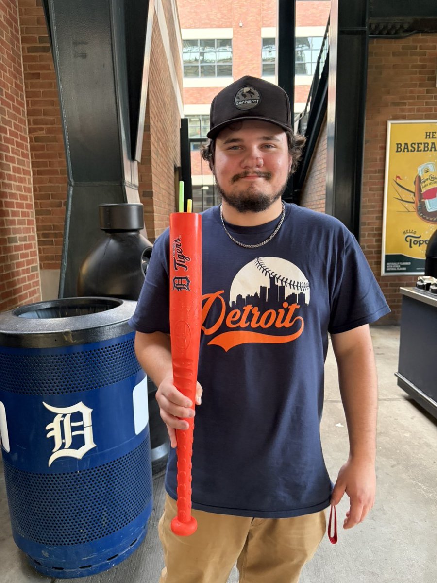 doubleddrunkpod tweet picture