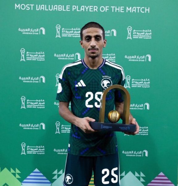 6x7xi_'s tweet photo. ياليت العراق يتعلمون من السعودية

كل لاعبينهم سعوديين حقيقيين ومن دمهم وفوق هذا كله يسجلون مايحتاجون يجنسون الاجانب

اقسم بالله السعودية غير غير💚👏🏻 https://t.co/v3Z0hxlcCt