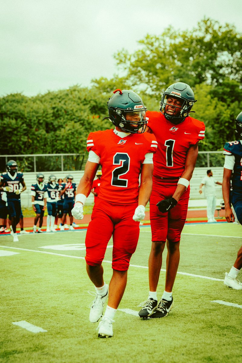 RyleeRucker22's tweet photo. Week 5 stats
12 carries 83 yards 1 td
https://t.co/kJ4pC4gRVw

@Coach_Rob_SMSB @RBCoachPaige @MichFBFrenzy @MIexposure @KrisPeters06 @PrepRedzoneMI @coachbhays @CoachDrewBurton @ToledoFB https://t.co/pGhXdVSCYo