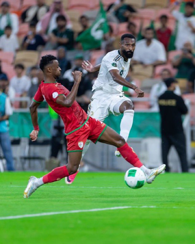 J_ali_1919's tweet photo. شوط سعودي خالي من الشوائب 

معليش لحد يزعل من النصراويين

بس والله المنتخب بدون 

بوشل والعمري والحمدان يلعب 

كوره ممتعه مافيها اي شي يقتل رتمها
#السعوديه_عمان https://t.co/GFdSColXuP