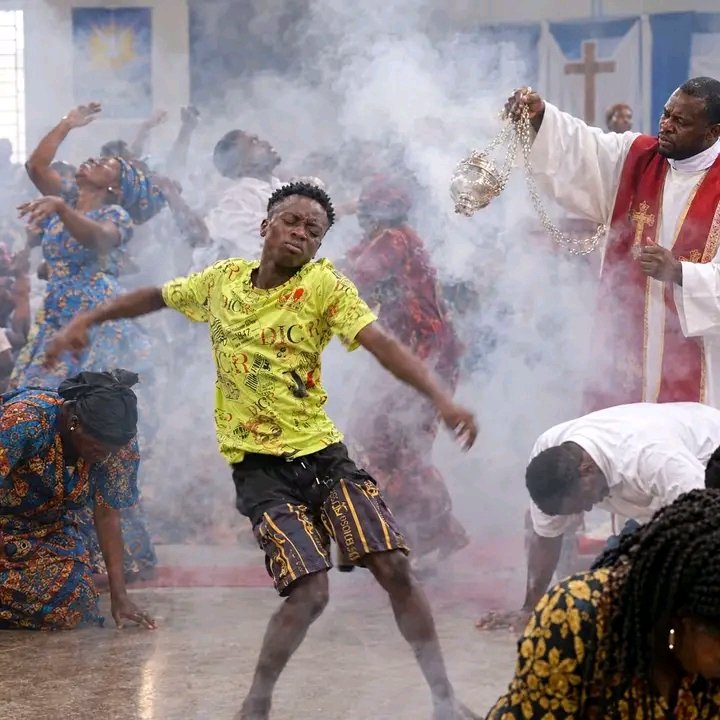 sonofgrace0906's tweet photo. Pastor you miss this smoke with Cana?, I just Dey feel high with the most high 💀😂 https://t.co/01YAqj3Wf0