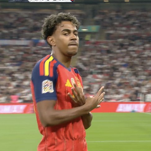 BarcaUniversal's tweet photo. THE 2026 BALLON D'OR WILL BE FOR LAMINE YAMAL! 🌟 https://t.co/8cfp6cTtvz