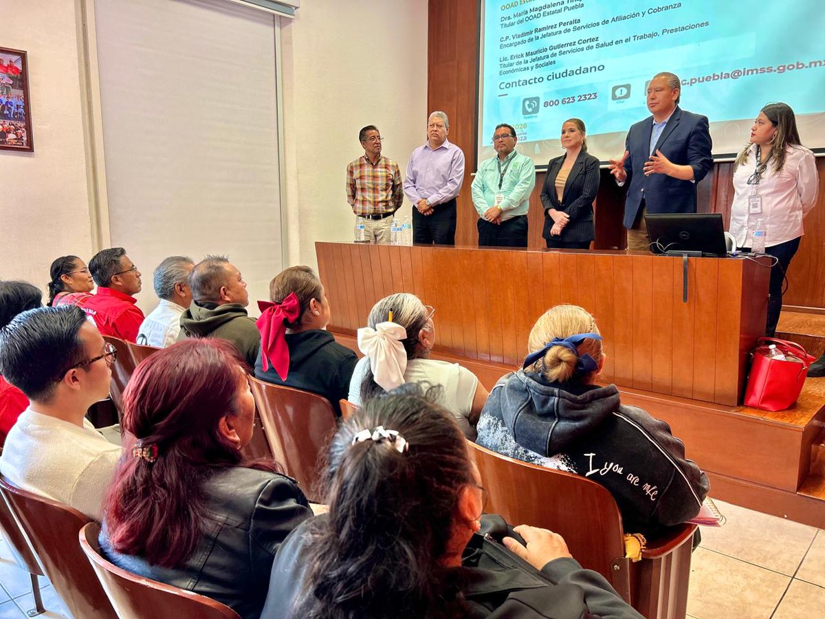 laredcincoradio's tweet photo. 🤝💼 || ¡COPARMEX y CTM Puebla acuerdan trabajar por más empleo! Ambas organizaciones pactaron impulsar una agenda conjunta para fortalecer la productividad, atraer inversiones y generar mejores condiciones laborales, mediante el diálogo entre empresarios y sindicatos. https://t.co/06gT9HdG1m