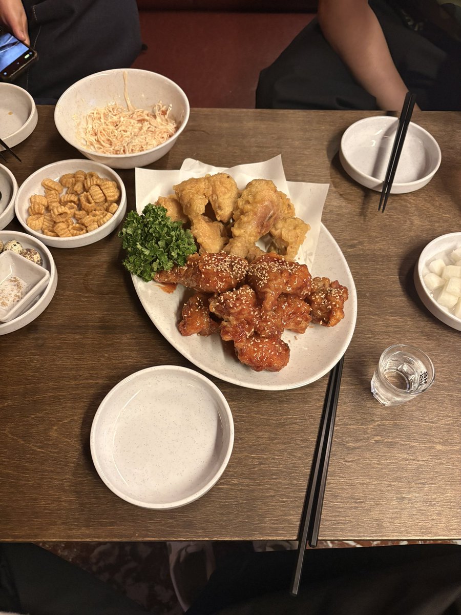 tsn1mk's tweet photo. 운동하면뭐하니 https://t.co/pS1AjFFgYK