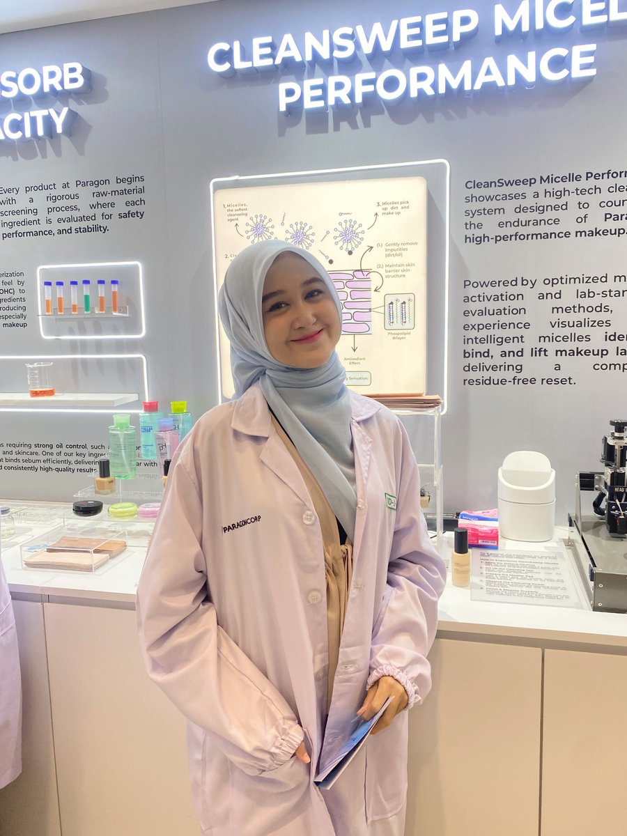 elizabethhallcc's tweet photo. Thank you, Wardah Beauty, for inviting me. Learning, exploring, and falling in love with beauty science and technology. https://t.co/EVGgO1kyn6