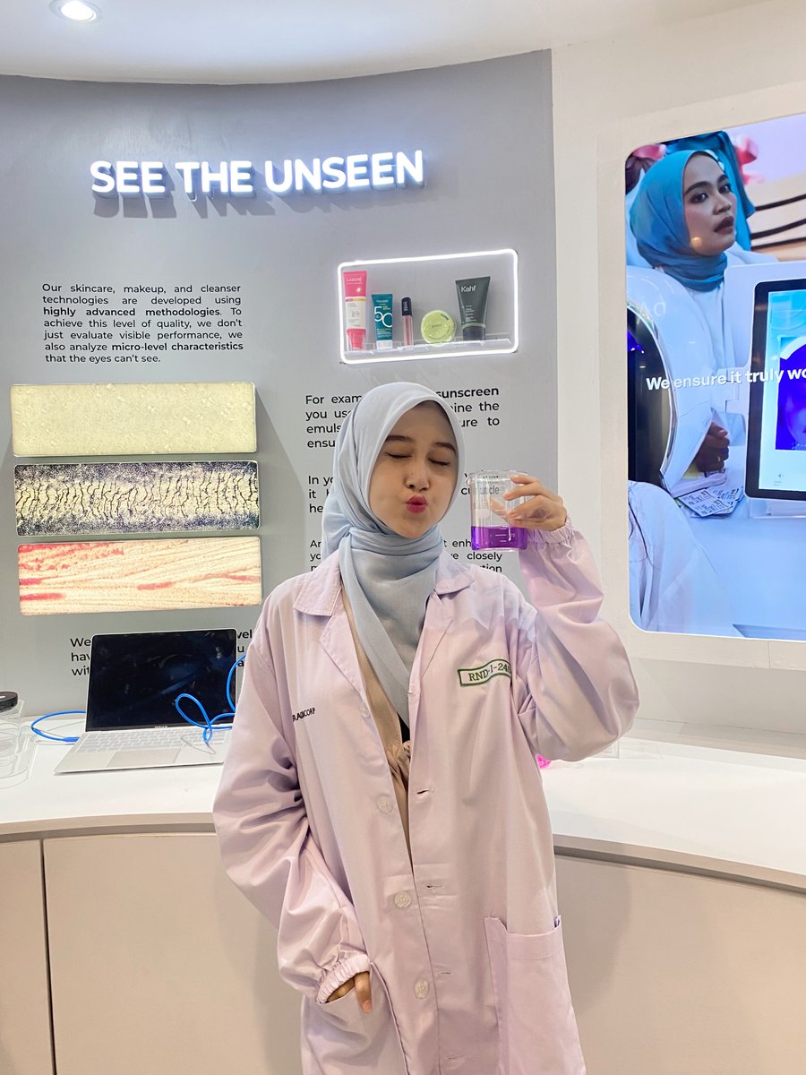 elizabethhallcc's tweet photo. Thank you, Wardah Beauty, for inviting me. Learning, exploring, and falling in love with beauty science and technology. https://t.co/EVGgO1kyn6