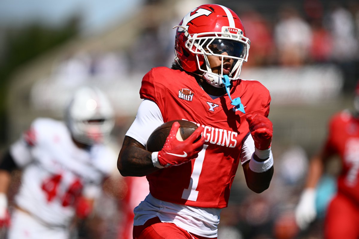 ysufootball's tweet photo. Wyche-El WAAAY too fast ⚡️

📺 Watch on ESPN+

#GoGuins https://t.co/rEUbYl3E1h