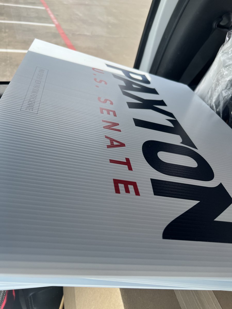 slocumfortexas's tweet photo. I have the best followers on X!

Thank you to the anonymous Patriot 🇺🇸 who came to the rescue with 50 Paxton signs 💪🏻 

In it to WIN IT! https://t.co/Dcfjj4euxZ