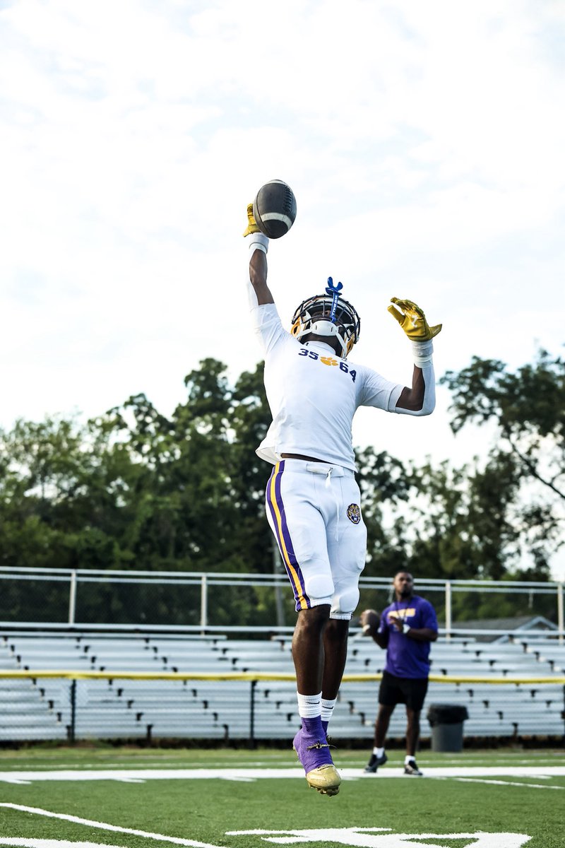 Antonioclips_'s tweet photo. Came up short against the vikings by 4pts We back to region play next friday!
@HallTechSports1 
@AL_Recruiting 
@GeorgiaStateFB 
@AL4afootball 
@TigersFB35064 
@CoachKDTaylor 
@N_W_Sports https://t.co/1HDyKBr05v