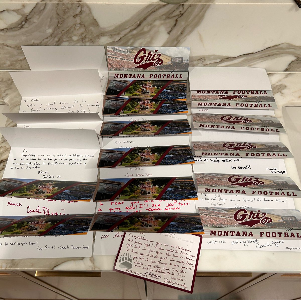 colesievers_'s tweet photo. Thank you to all the coaching staff at @MontanaGrizFB for the personal letters! I really appreciate the support and love!! @KeatonJ_3 @CoachWesNurse @coachkimmccloud @Coachbk_griz https://t.co/s7tt3tTF3U