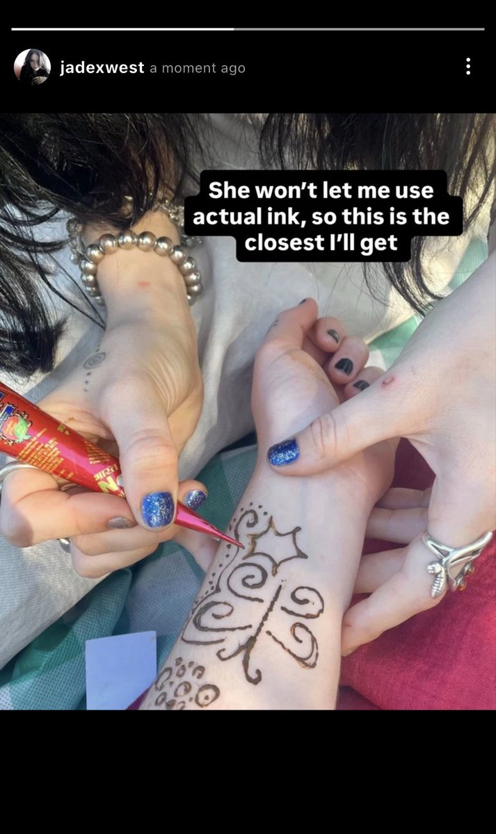 ells_multi's tweet photo. Jade’s Stories https://t.co/w5XXqPmIib