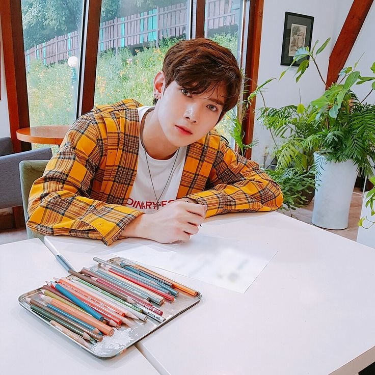 YeosangGlobal's tweet photo. ATINY / YEODOONGIE 

What if we filled YEOSANG with a little more love? ♡

We’re putting together a little project for him, and we’d love to see as many of you join us as possible 🥹
If you have a few words you’d like to share with him, this is the place 

🔗https://t.co/beofMmsVDr