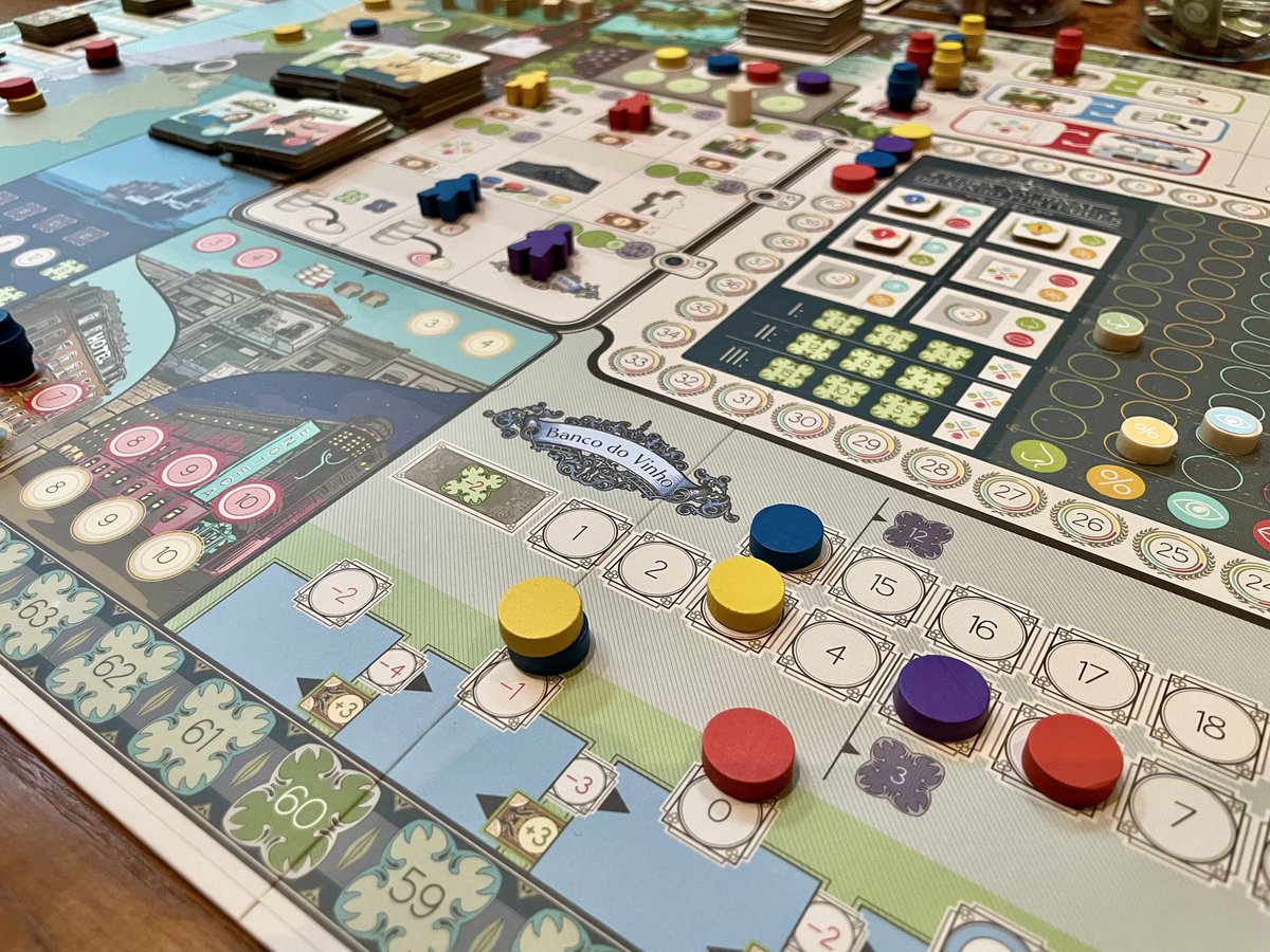 HeavyCardboard's tweet photo. Teaching a new player this classic, at game day, during our Nor’easter. With @martinfowler at his house. Vinhos is such a great game! https://t.co/JNQQ4tFWGJ