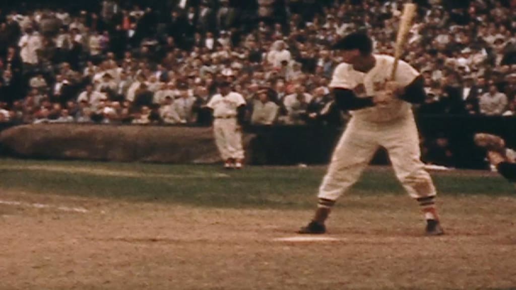 newenglandedt's tweet photo. September 28, 1960, Ted Williams hit the 521st and final home run of his career during his final major league at-bat at Fenway Park. Boston #RedSox https://t.co/7NkbPcJY0V