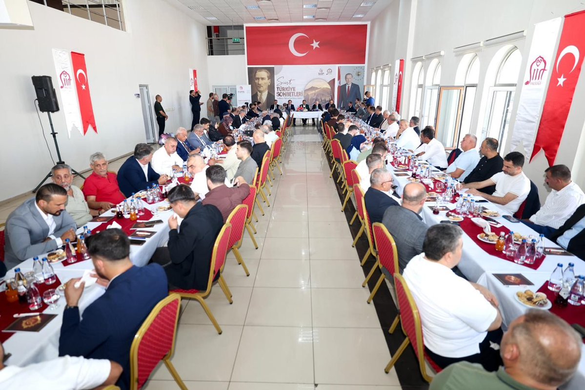 AbdulhakimTekin's tweet photo. Türkiye Sohbetleri: Terörsüz Türkiye’ye Geçiş Süreçleri Programına katıldık.
Kalpleri müteferrik olanları akıl birleştiremez.(İbn Haldun)
Akılla başlatılan bu süreci şimdi  inancımızla kalpleri birleştirme, tahkim etme vaktidir.
Müminlerin gönüllerini birleştiren de O’dur... https://t.co/iLchxfq1WU