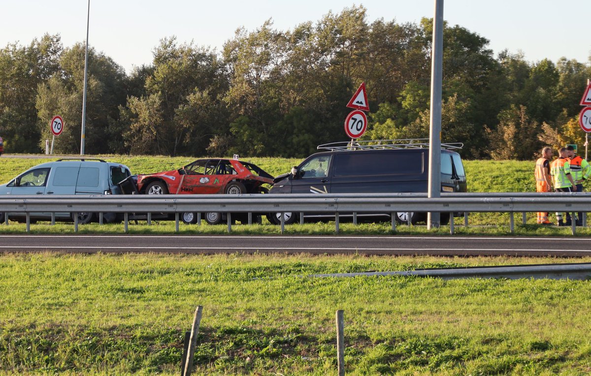 Verbindingsweg N31 Haak om Leeuwarden enige tijd dicht door ongeval
