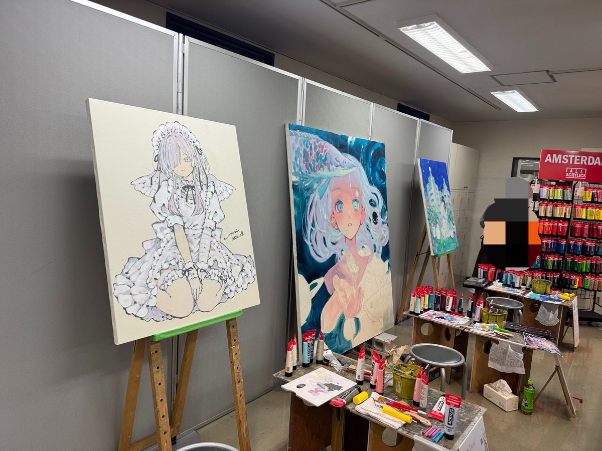 __sasanishiki_'s tweet photo. ライブドローイング、気づけば結局最後まで見入ってしまった🤣✨
途中、MCの方や会場からの質問にも答えながら、手を止めずに作業を進めていく姿がすごくて😳✨
マルチタスクが全然できない自分とは大違いだなぁと感心しながら、最後まで釘付けでした😂👏
#ARTdecoration https://t.co/xl8tOWUw2O