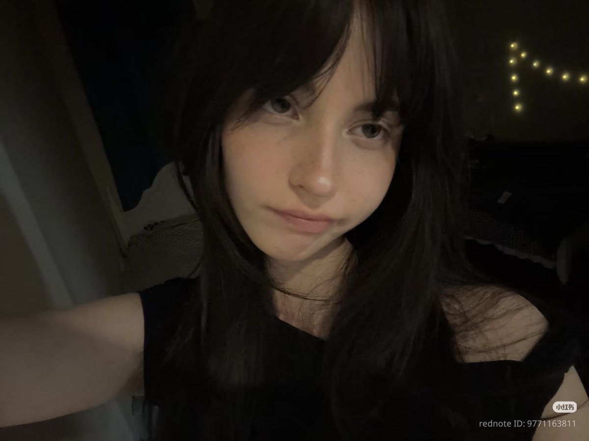 vvaIys's tweet photo. od 20 do 12 siedzialxm w pracy a potem usnelam i ide sie przejsc przed powtorka wrazen ≽^• ˕ • ྀི≼ https://t.co/y3kbZcvqTR
