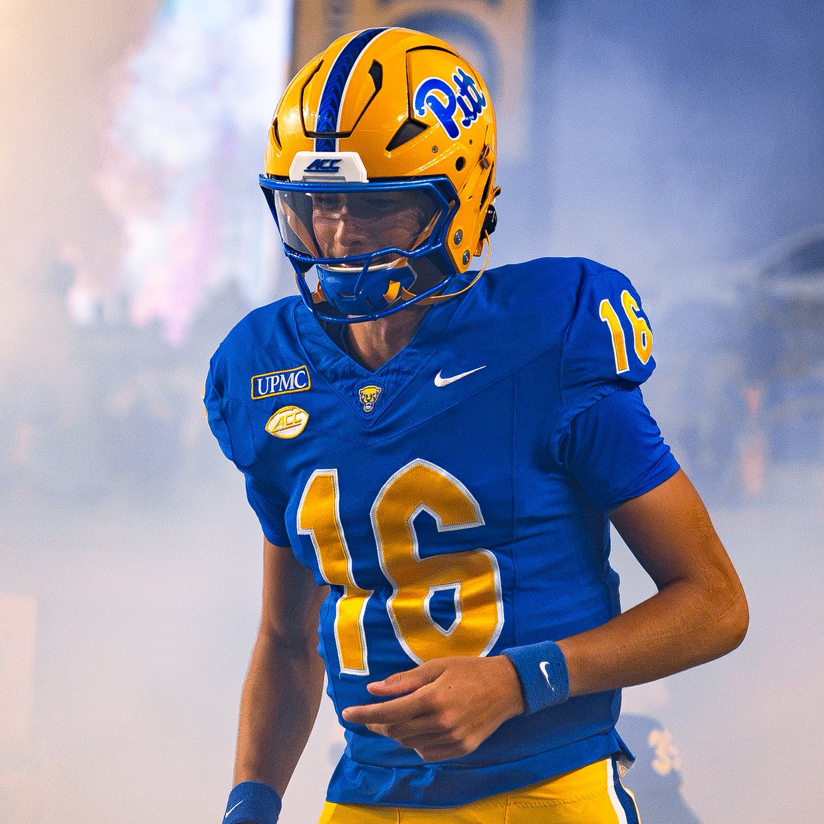 Pitt_FB tweet picture