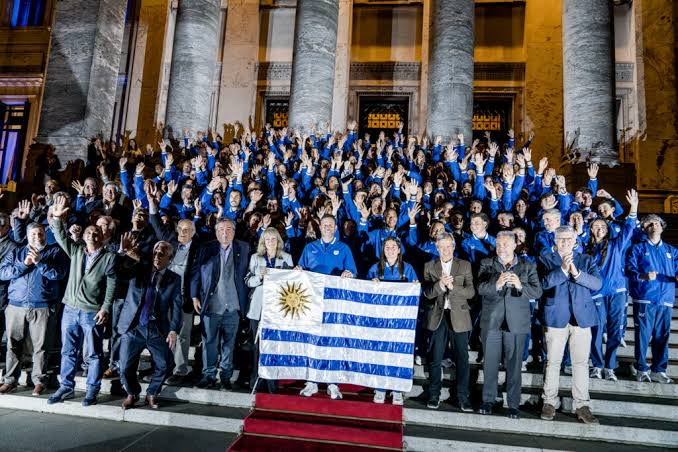 Fiorella_73's tweet photo. 🇺🇾 ¡Históricos! El mejor medallero de la Celeste en la historia. #JuegosOdesur2026 
Fueron 54 las medallas para Uruguay. 
🥇17 Oros
🥈14 Platas
🥉 23 Bronces https://t.co/45hKN0jwW7