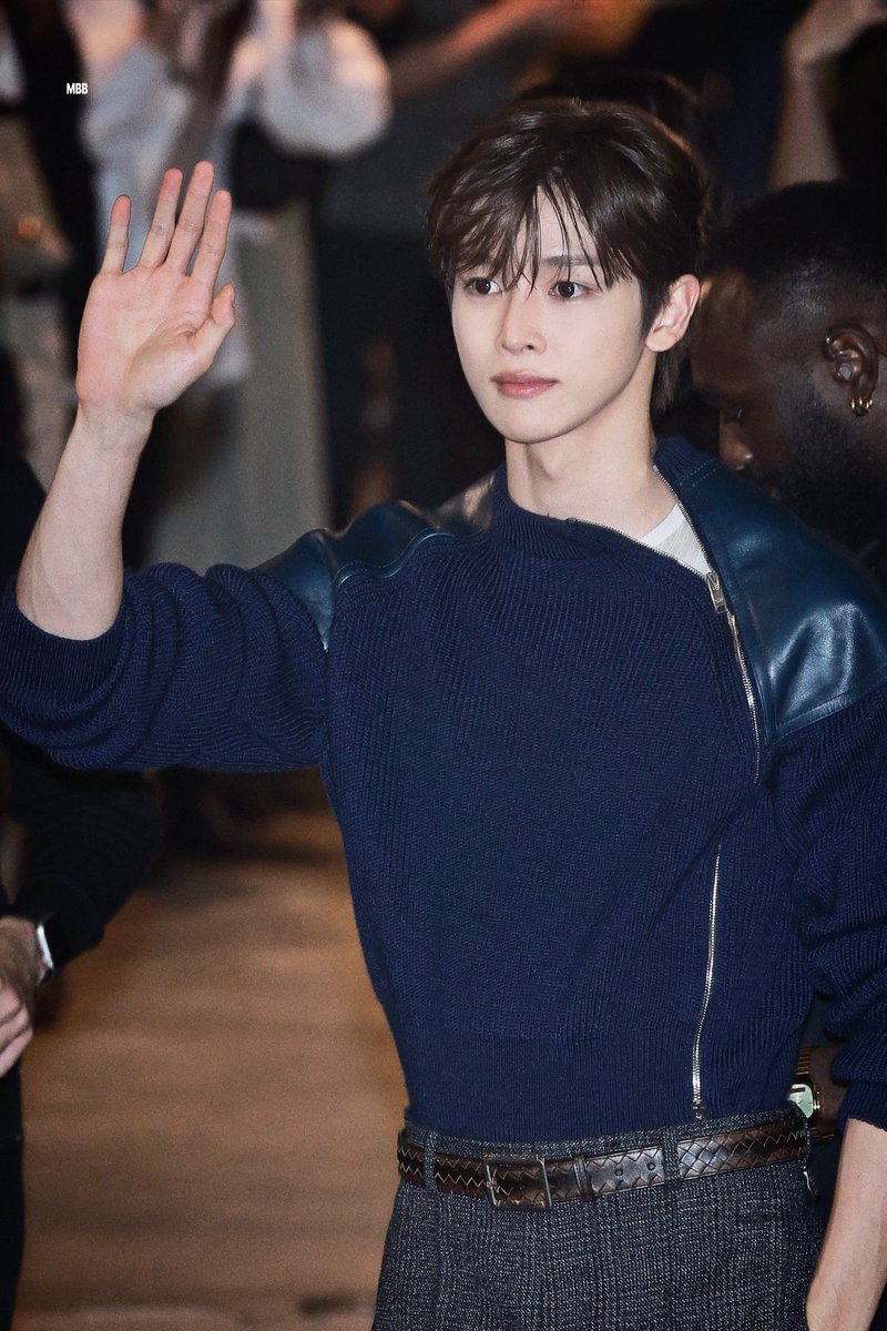MBB_913's tweet photo. 260926 

#Bottega_SUNGCHAN
#BottegaVenetaSS27xSUNGCHAN
#밀라노성찬 #보테가성찬
#성찬 #SUNGCHAN #ソンチャン https://t.co/1E3zNXjVBa