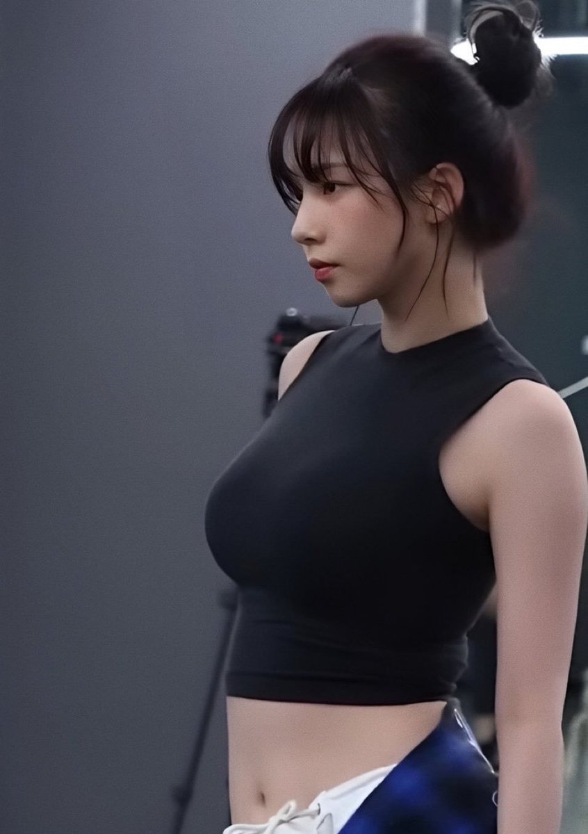minjeongies_'s tweet photo. 언니, 우유 주세요....... https://t.co/ADnGX22LV0
