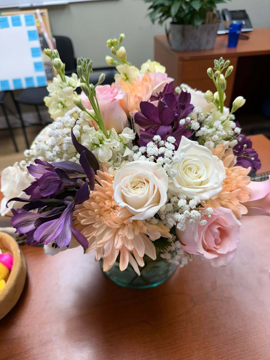 ExpressProsMob's tweet photo. 15 YEARS! WOW!

Today we’re celebrating a HUGE milestone for Amber... 15 years with Express Employment Professionals and Team Ashcraft!

As our Mobile Office Manager, Amber plays a big part in keeping our team on track, pushing us toward our goals, and helping our office... https://t.co/L93PB3Qu5X