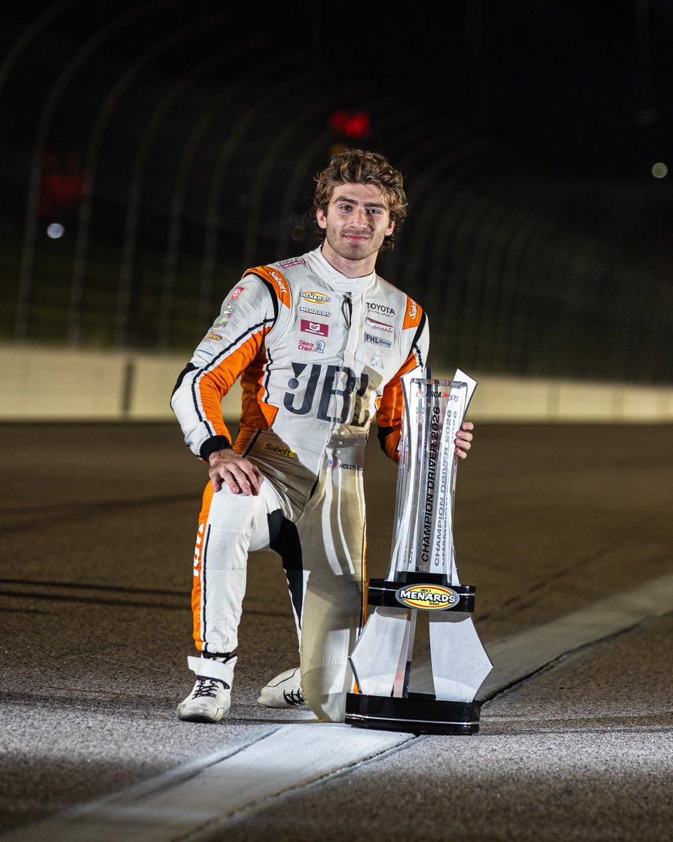 ARCA_Racing's tweet photo. He's an icon, he's a legend, and he is the moment. 📸 https://t.co/ENW4r9W69v