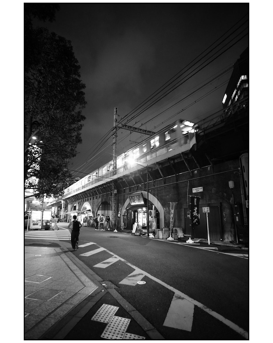 paco_mjp's tweet photo. 2026/06/05 汐留-新橋
sony a7c pentax smctakmar 20mm f4.5
#streetsnap #roadside #nightphotography #blackandwhitephotography
#汐留 #shiodome #street #streetphotography #road #roadsidephotography #night #nights #nightscape #nightview #monochrome #blackandwhite #bnw #bnwphotography https://t.co/awIlUjv6pT