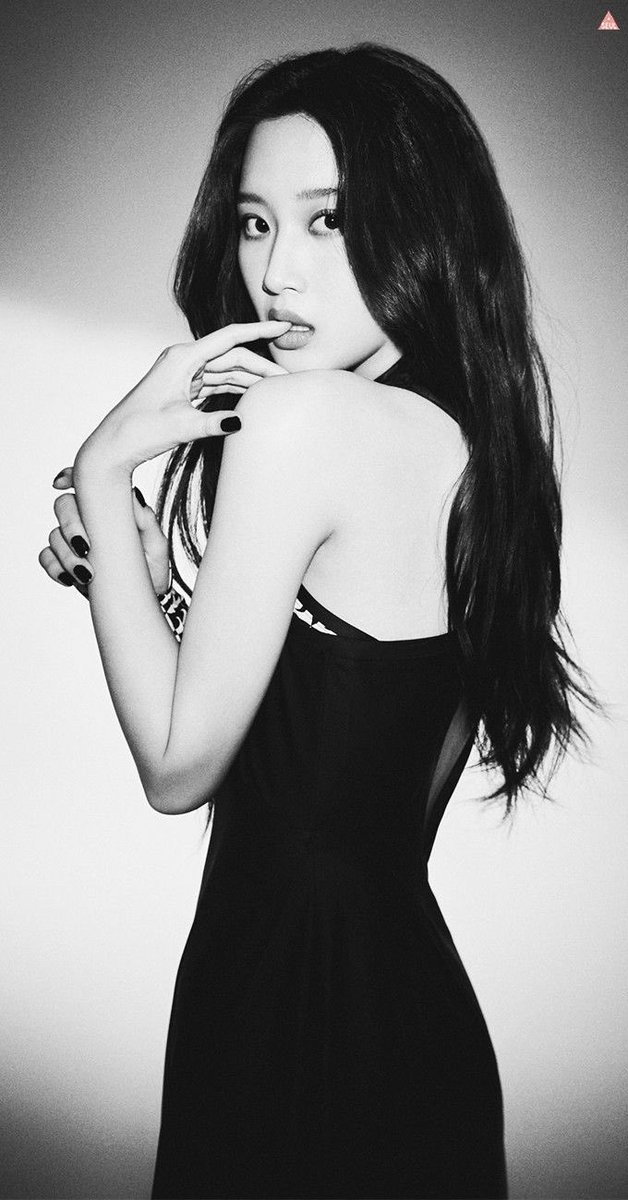 _xhisll's tweet photo. 우웁ㅆㅂ 실시간으로 소녀가 되… (//부끄//) https://t.co/HHPHaMik0L