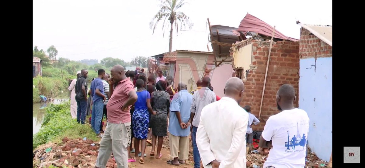 ireneD256's tweet photo. Dictator @KagutaMuseveni and his son @mkainerugaba are typical DEMONS &amp; KILLERS OF NATIVE UGANDANS. Besides, they've been demolishing thousands of residential homes of native citizens, simply because they did not vote for him in the 2026 Presidential elections. @UN_HRC @ABC @UN https://t.co/qpLHvamqlo