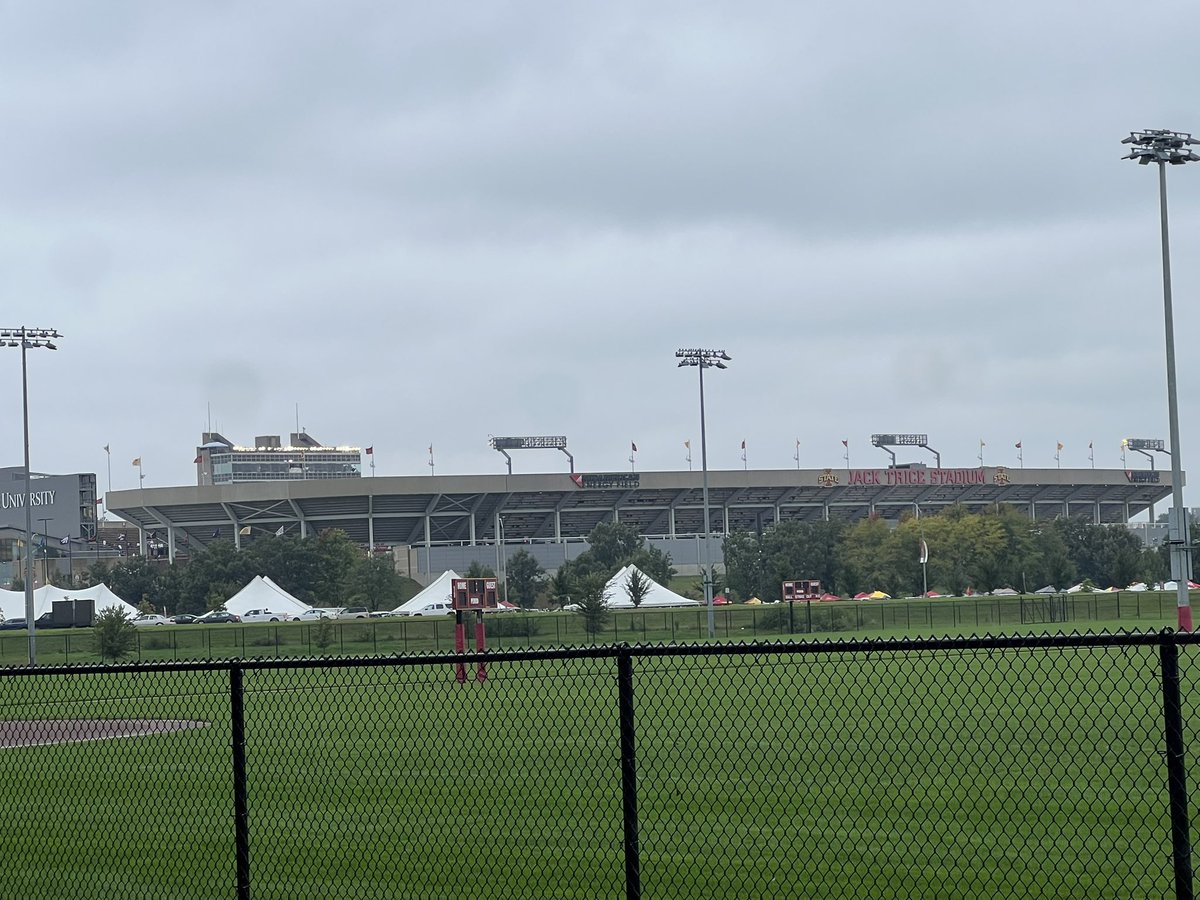 TrueSonBrock's tweet photo. Fifth former Big 8 stadium ✅
Three plus hours of driving ✅
Two teams I've never seen in person ✅
First white out game ✅ https://t.co/dGbEWUzmMq