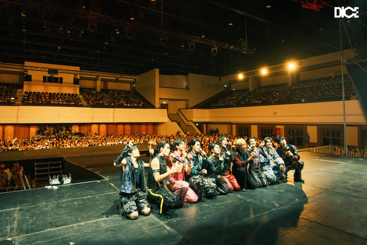 DICE_SONRAY's tweet photo. จบไปแล้วกับการเดินทาง DICE THE ENTERTAINER : THE 1st THAILAND FANCON TOUR 4 จังหวัด ปิดจบอย่างสวยงามกันที่ #DICETheEntertainer_เชียงใหม่ ขอบคุณทุกคนที่มาร่วมเดินทางครั้งนี้ไปด้วยกัน มันมีความหมายมากสำหรับพวกเรา พวกเรา DICE ขอขอบคุณค้าบบ 🙇🏻💜 (4/5)

#DICE_SONRAY https://t.co/f6Usthj9wG